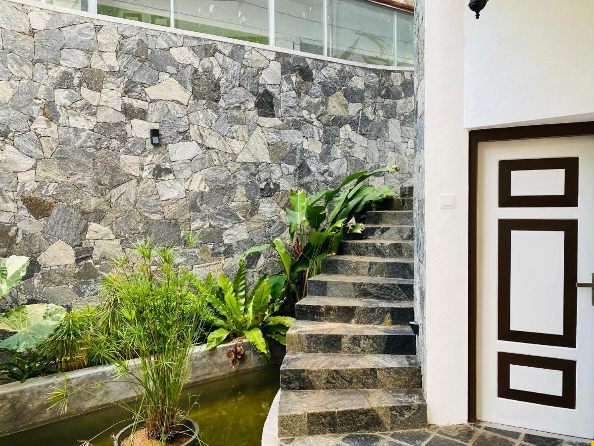 Thaprobana Villa Tangalle - Private Villa Exterior foto